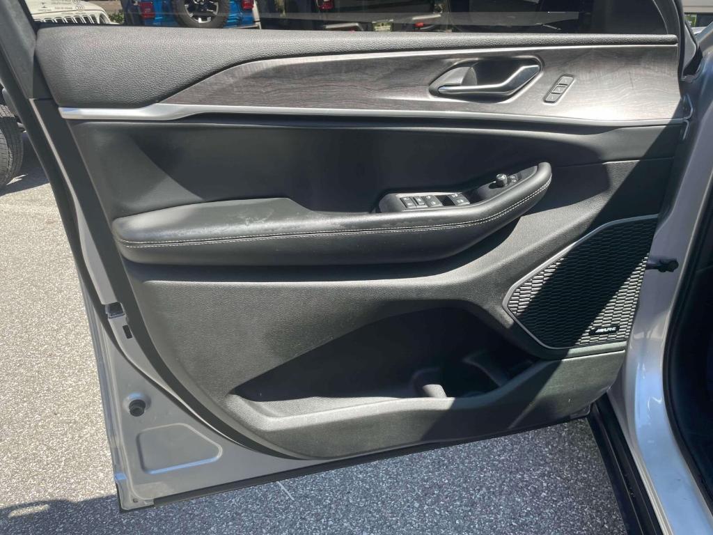 used 2022 Jeep Grand Cherokee L car, priced at $32,225