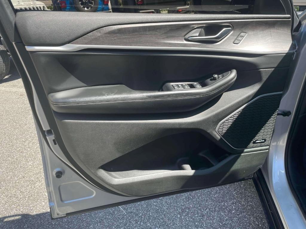 used 2022 Jeep Grand Cherokee L car, priced at $32,225