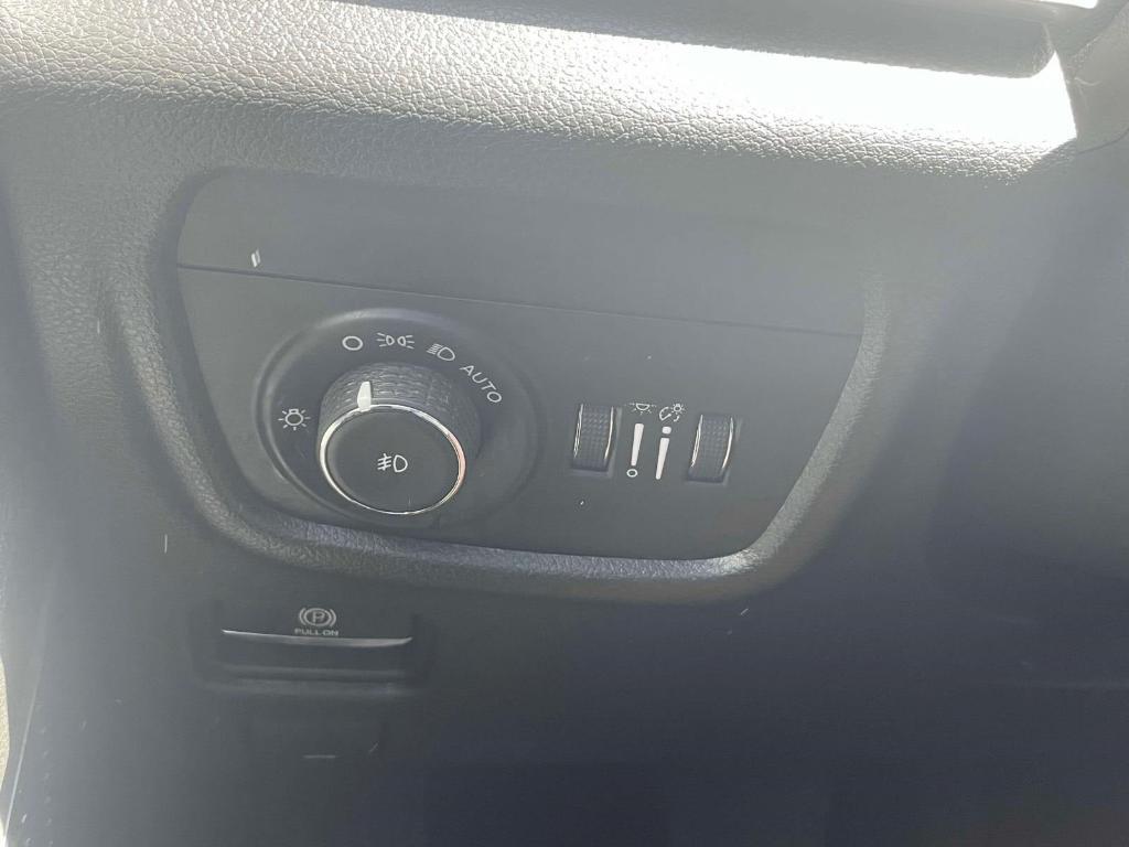 used 2022 Jeep Grand Cherokee L car, priced at $32,225