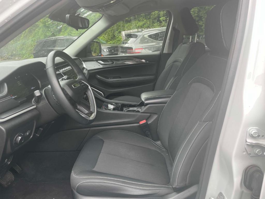 used 2021 Jeep Grand Cherokee L car, priced at $29,788