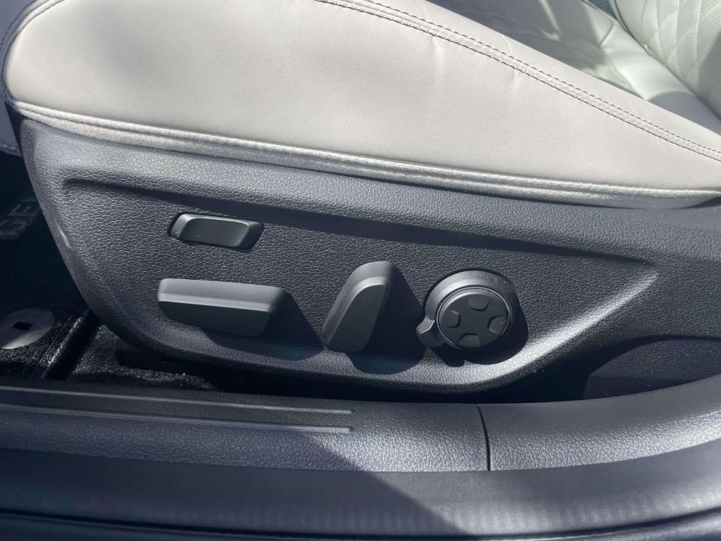 used 2025 Genesis G70 car, priced at $47,988