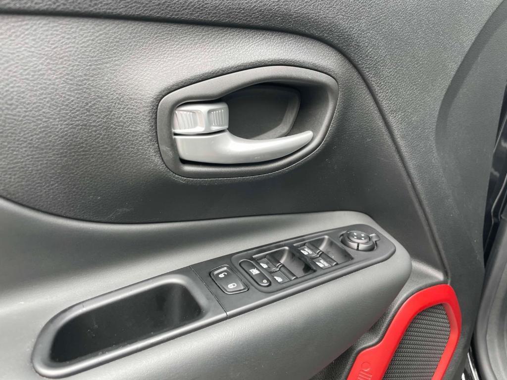 used 2023 Jeep Renegade car, priced at $24,998