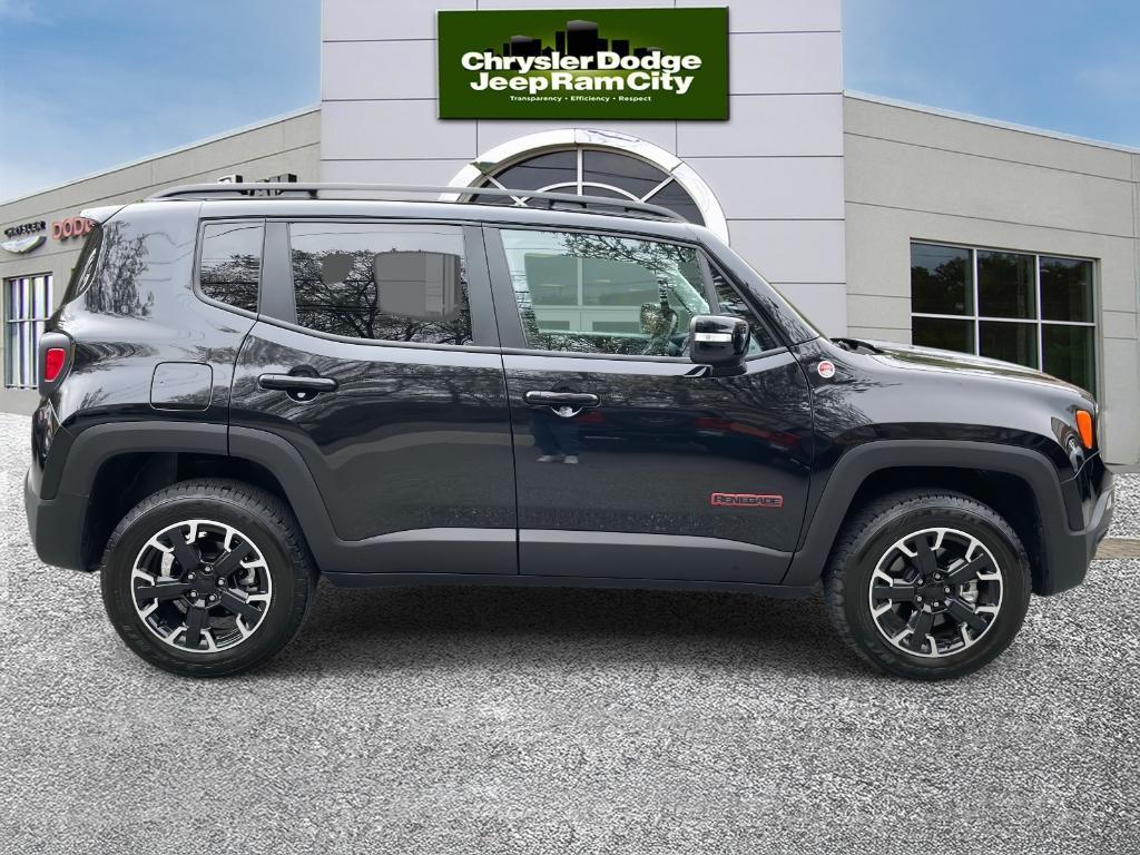 used 2023 Jeep Renegade car, priced at $24,998