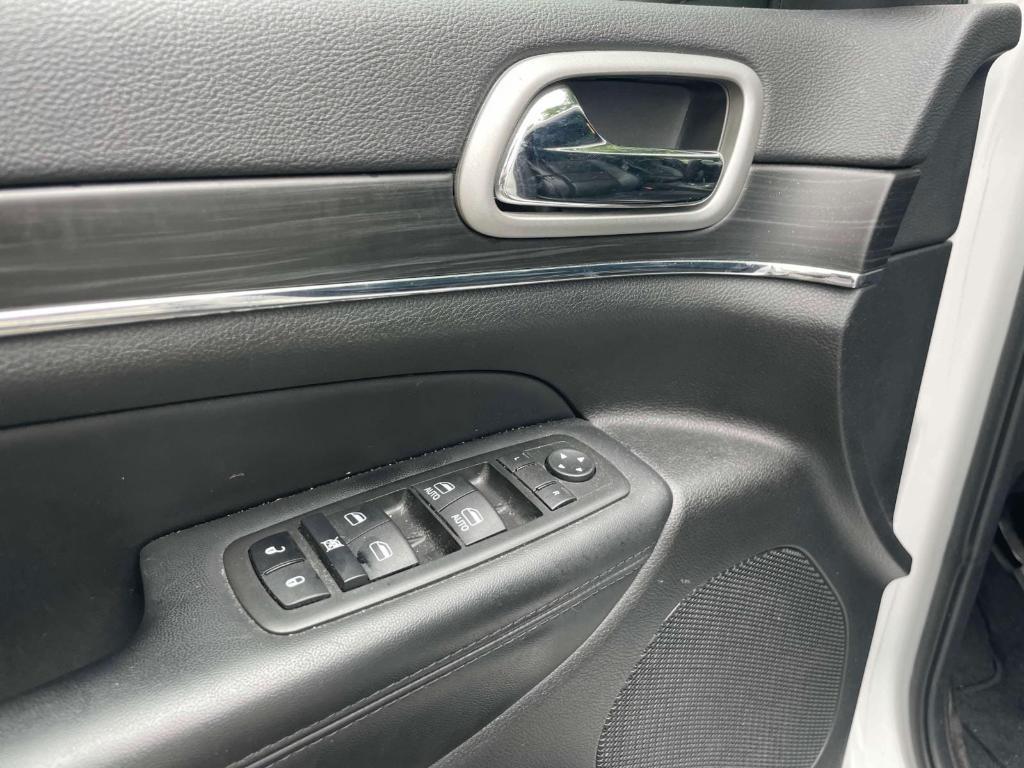 used 2022 Jeep Grand Cherokee WK car, priced at $28,998