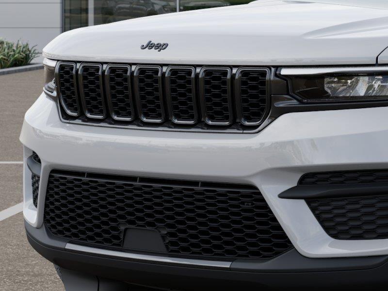 new 2025 Jeep Grand Cherokee car, priced at $40,664