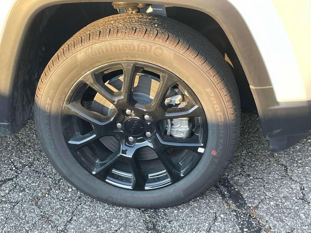 new 2024 Jeep Compass car, priced at $37,610