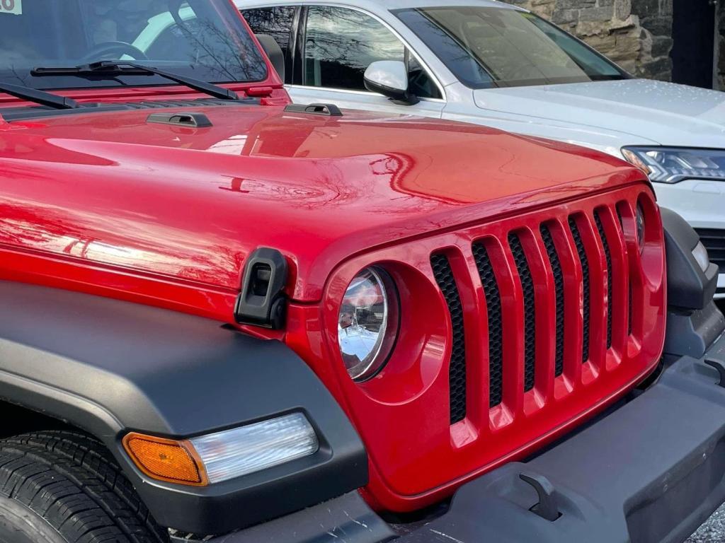 used 2021 Jeep Wrangler Unlimited car, priced at $29,894