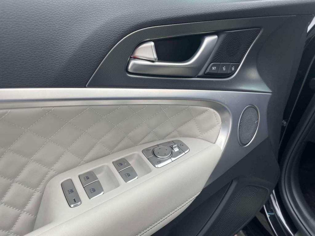 used 2024 Genesis G70 car, priced at $41,899