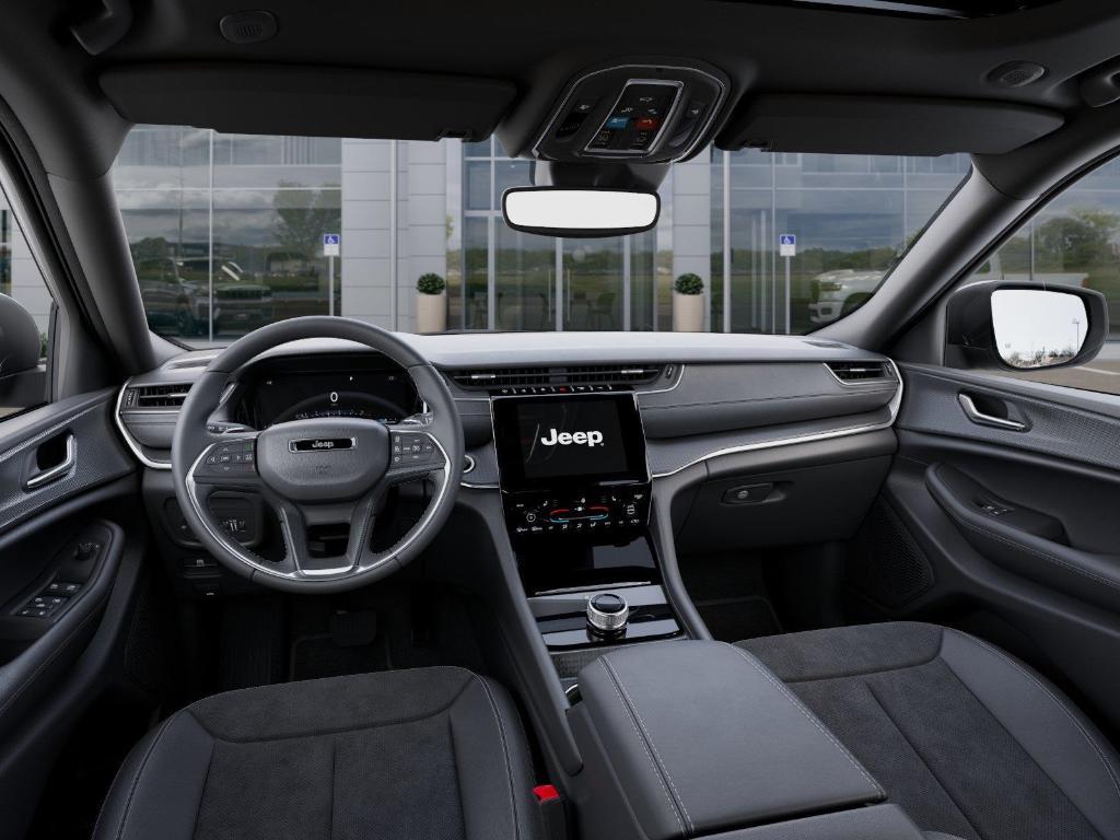 new 2025 Jeep Grand Cherokee car, priced at $43,148