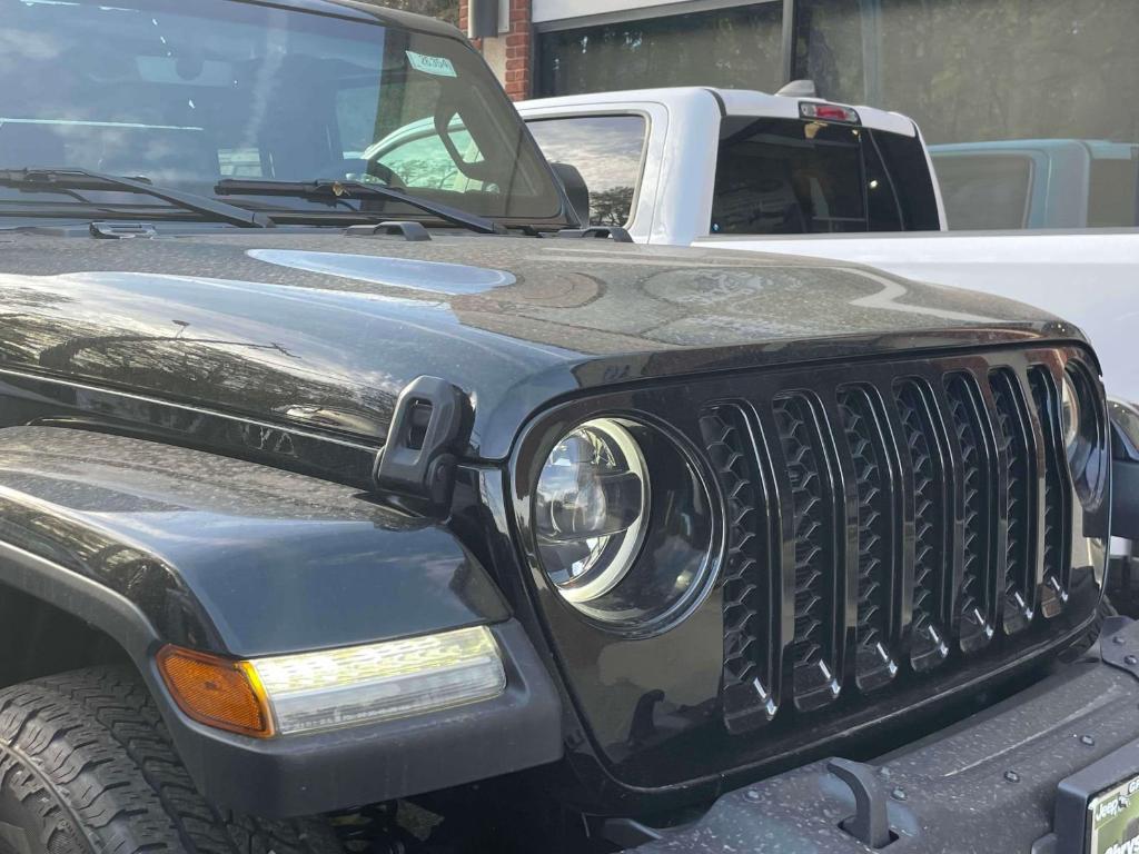 new 2023 Jeep Gladiator car, priced at $59,880