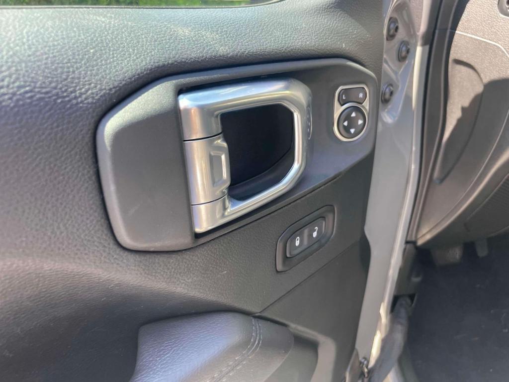 used 2021 Jeep Wrangler Unlimited car, priced at $35,588