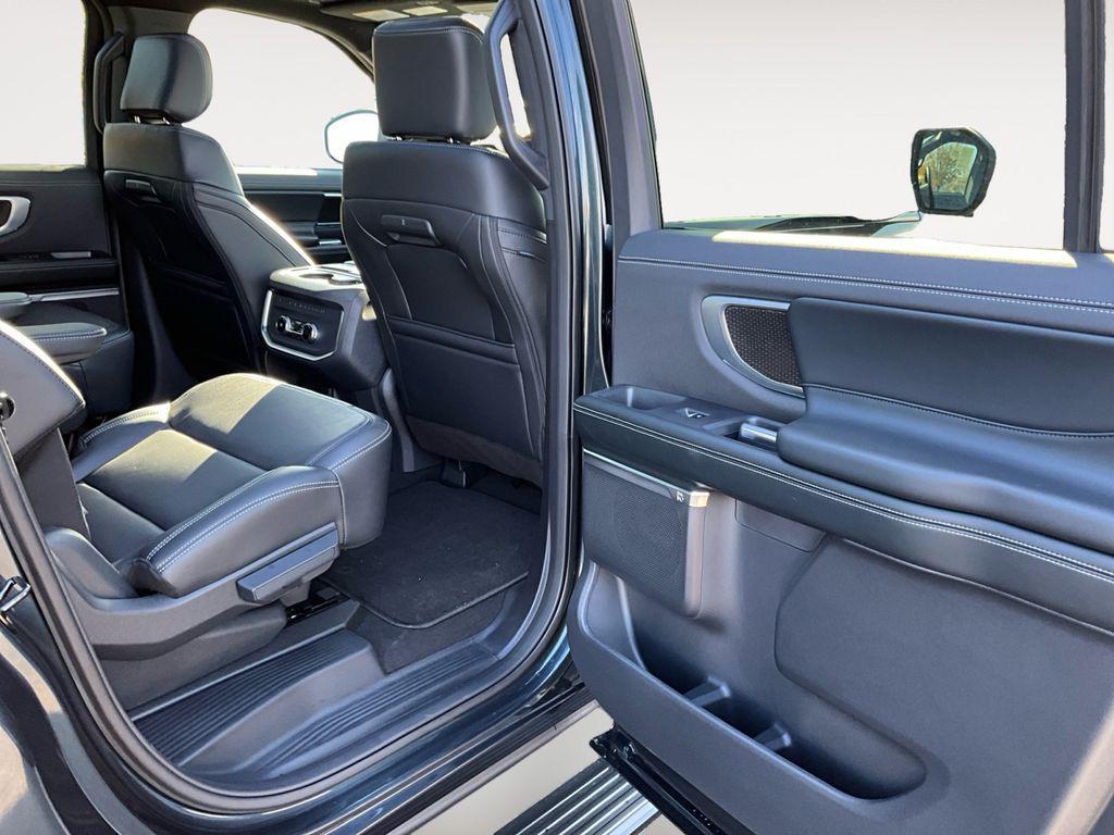 new 2025 Ford Expedition Max car, priced at $84,510