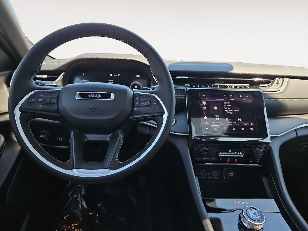 new 2025 Jeep Grand Cherokee L car, priced at $38,105