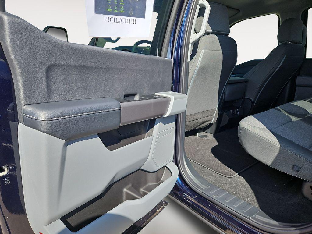 new 2025 Ford F-250 car, priced at $64,950