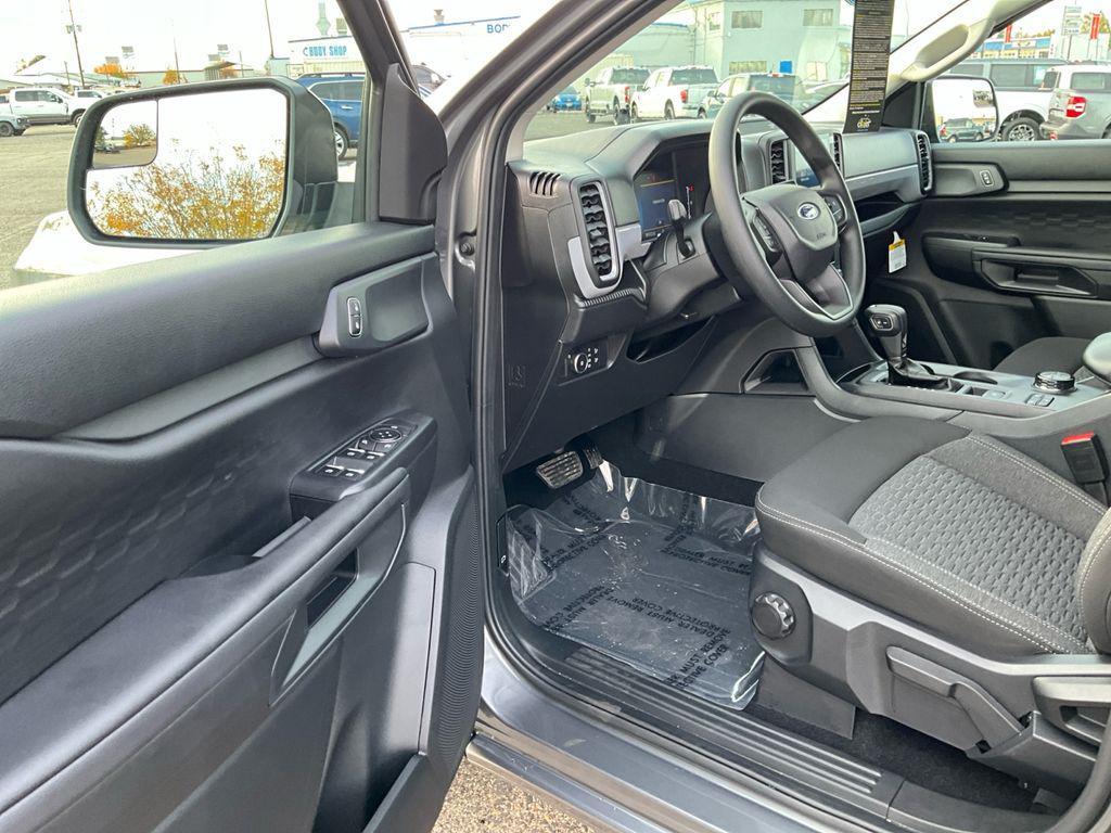 new 2025 Ford Ranger car, priced at $40,245