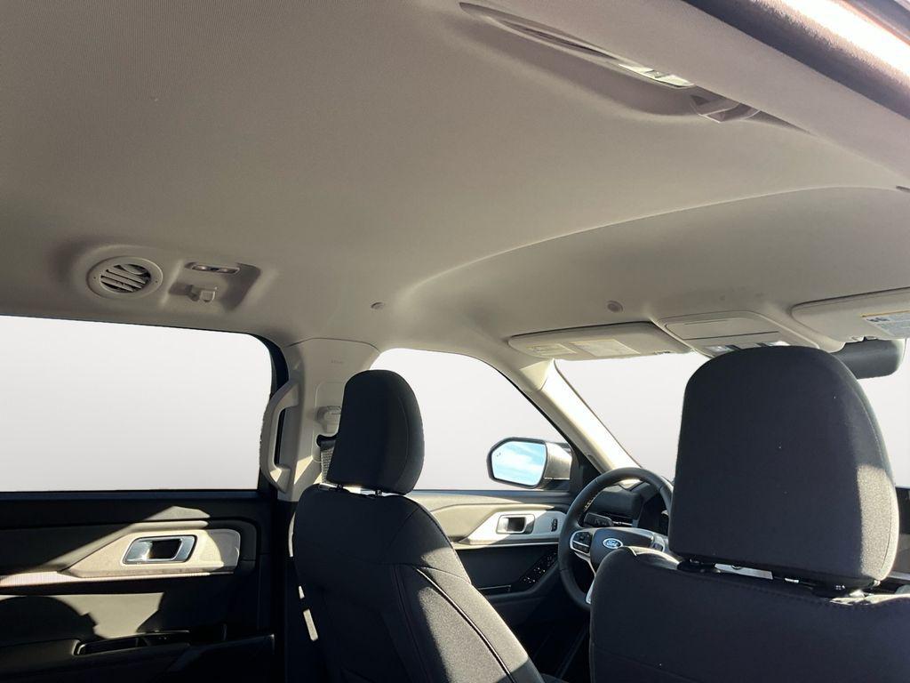 new 2025 Ford Explorer car, priced at $43,350