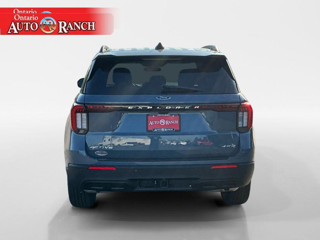 new 2025 Ford Explorer car, priced at $43,350