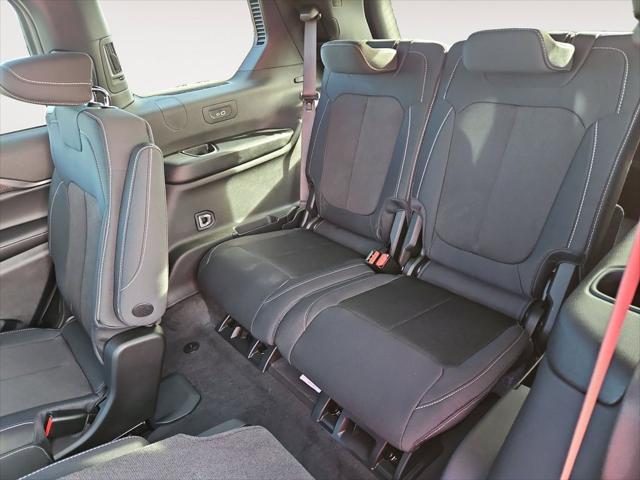 new 2025 Jeep Grand Cherokee L car, priced at $41,717