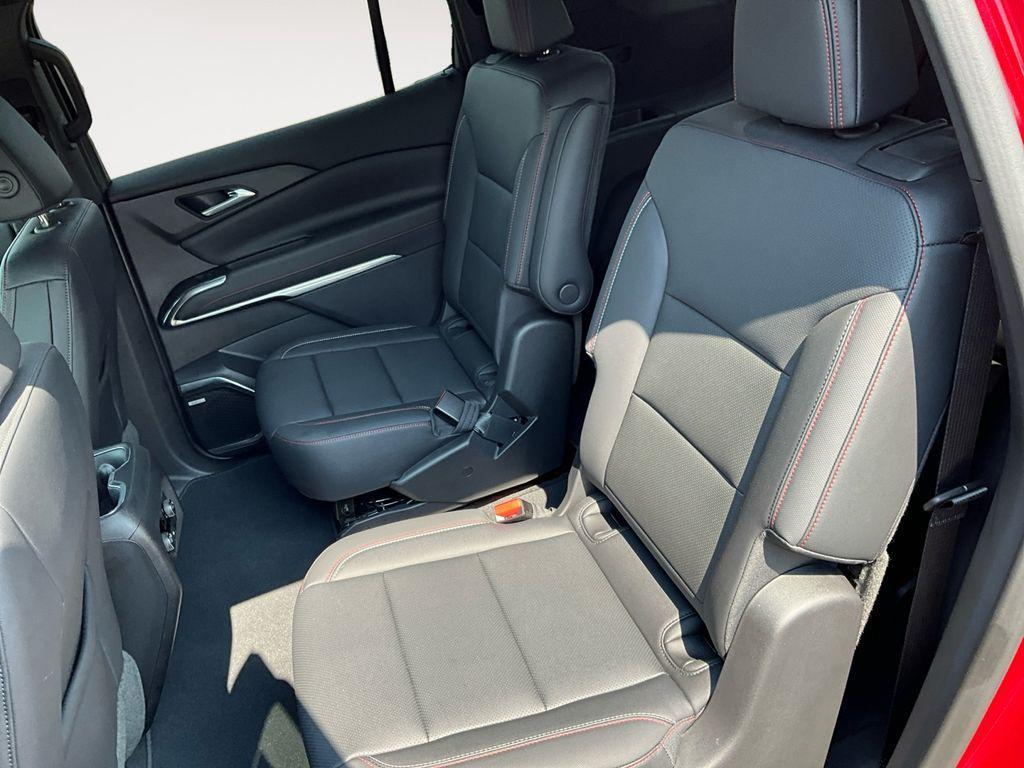 used 2024 Chevrolet Traverse car, priced at $52,500