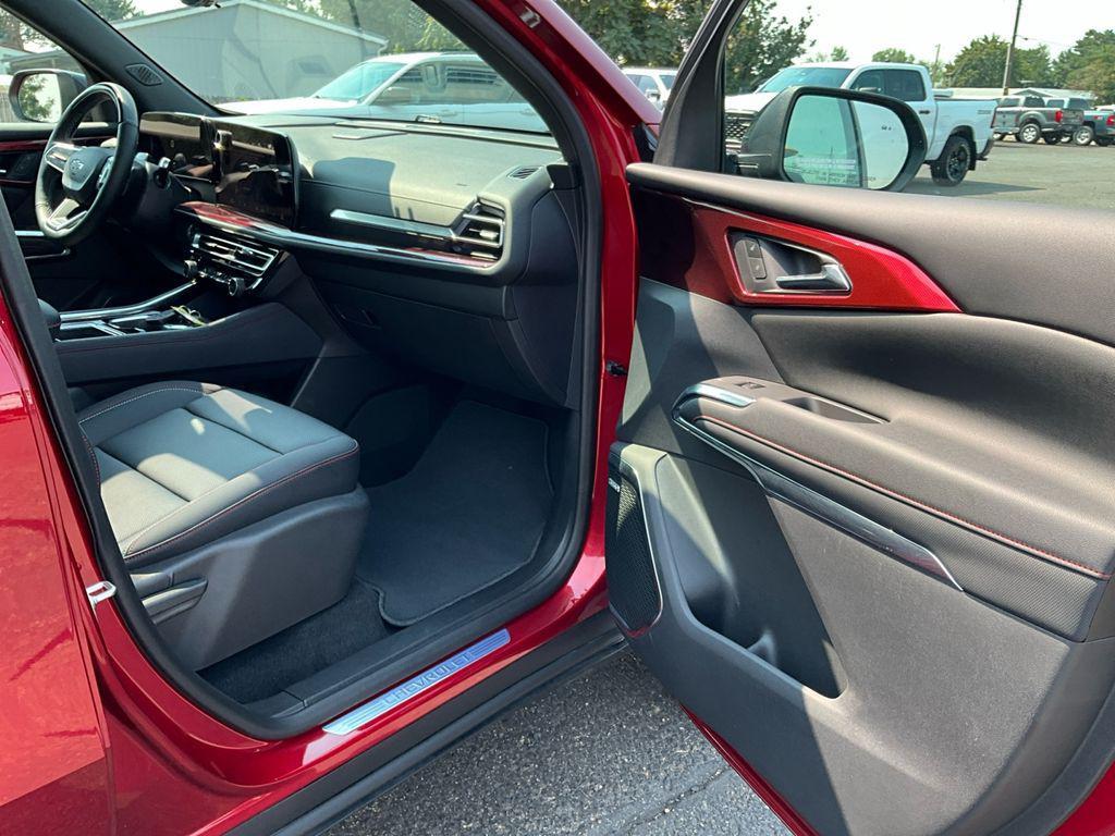 used 2024 Chevrolet Traverse car, priced at $52,500