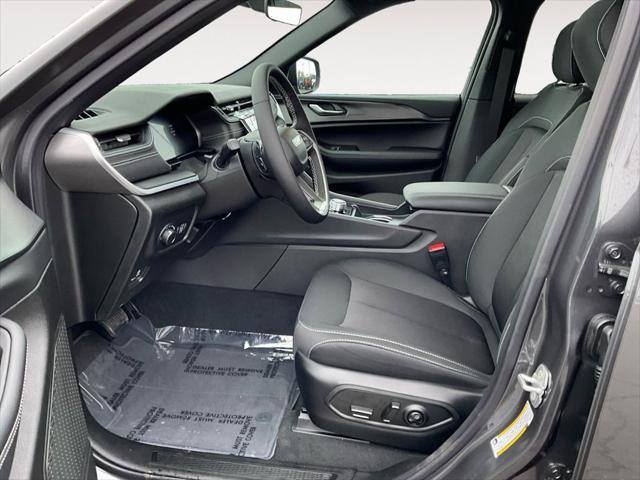 new 2025 Jeep Grand Cherokee car, priced at $36,603