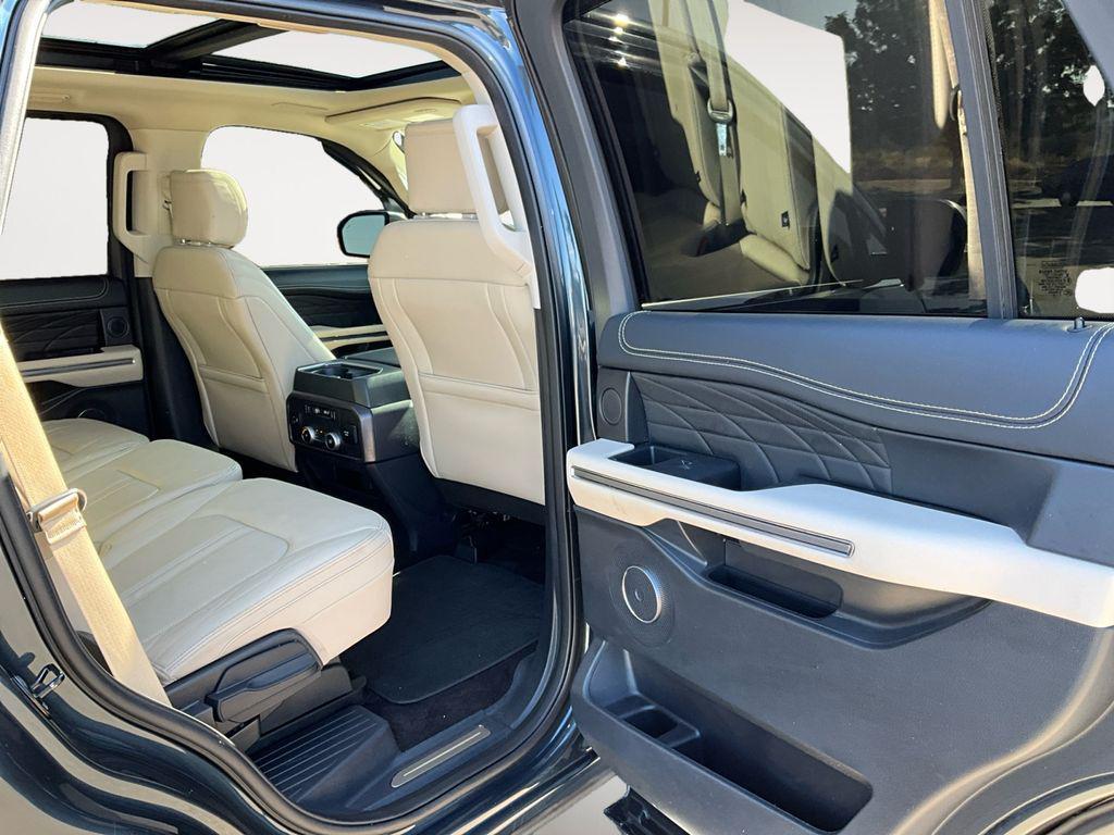 used 2022 Ford Expedition car, priced at $57,000