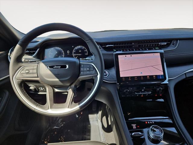 new 2025 Jeep Grand Cherokee car, priced at $47,015