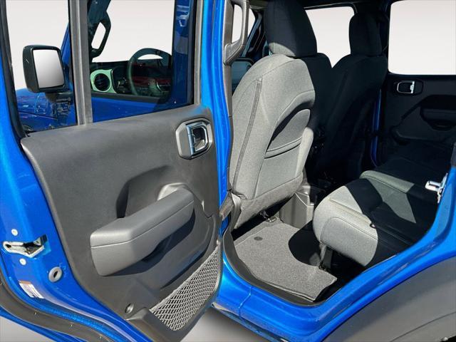new 2025 Jeep Wrangler car, priced at $44,956