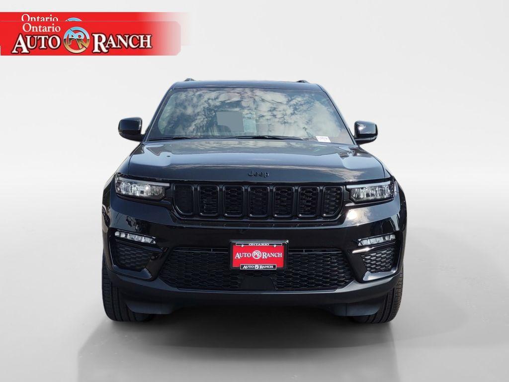 new 2025 Jeep Grand Cherokee car, priced at $49,490