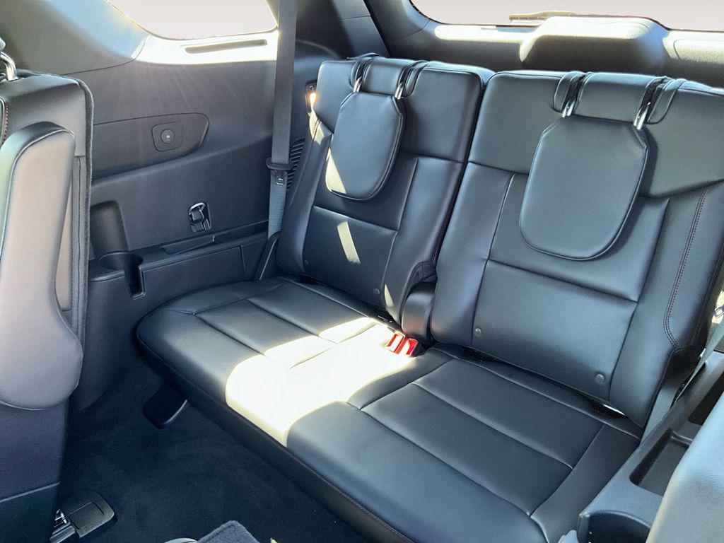 new 2025 Ford Explorer car, priced at $49,910