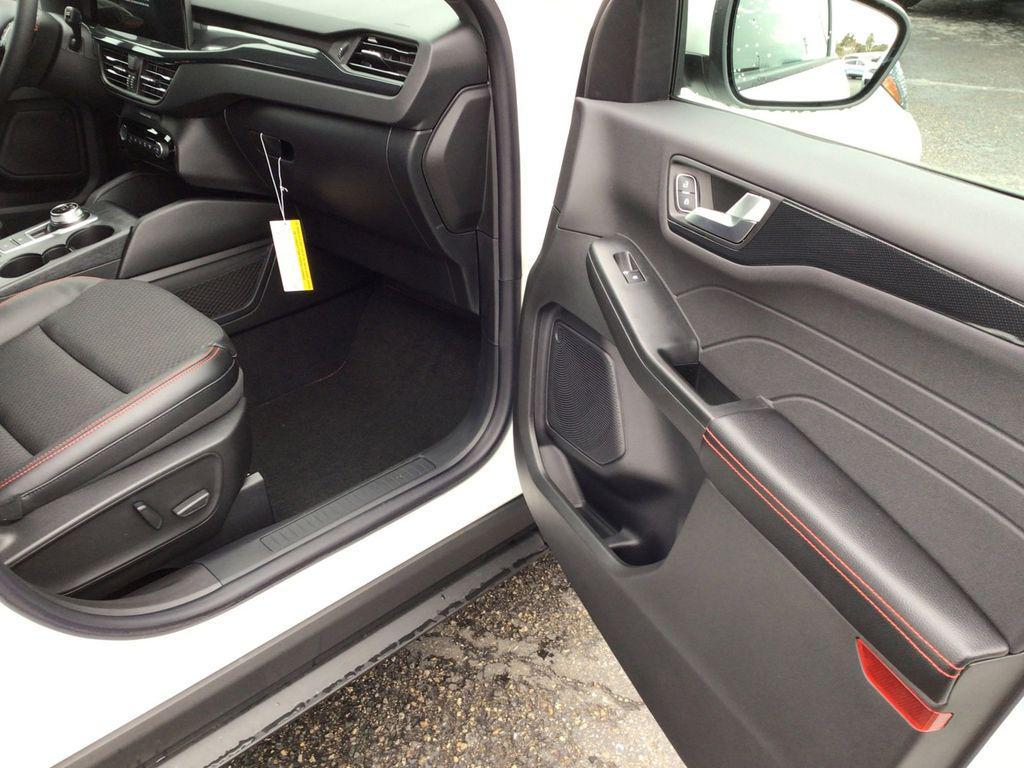 new 2023 Ford Escape car, priced at $34,560