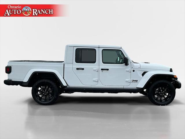 new 2025 Jeep Gladiator car, priced at $38,090