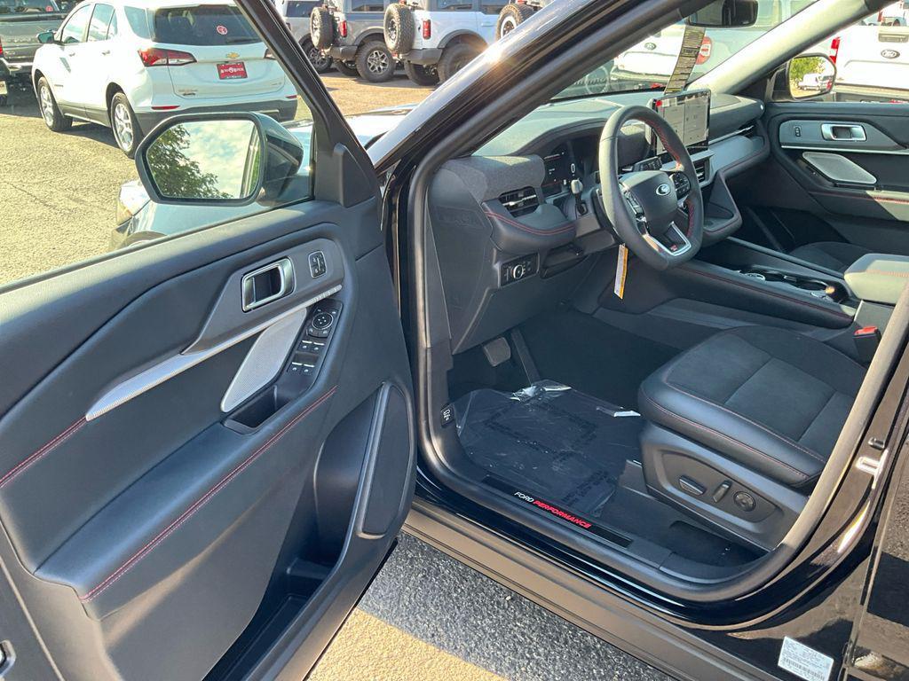 new 2025 Ford Explorer car, priced at $57,600