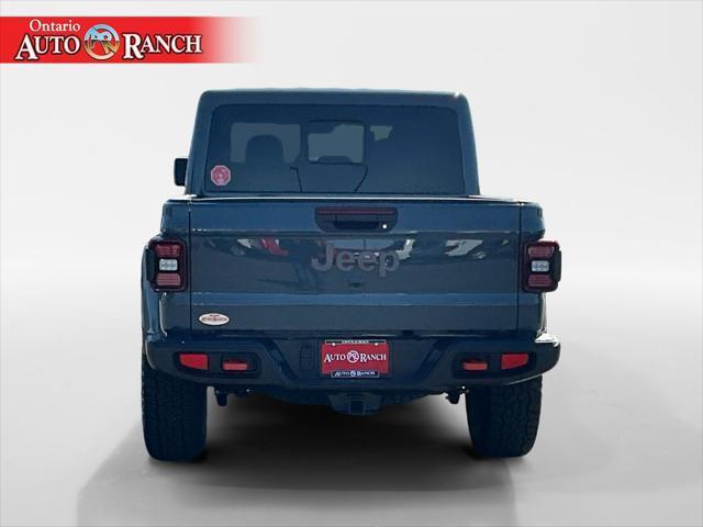 new 2025 Jeep Gladiator car, priced at $52,730