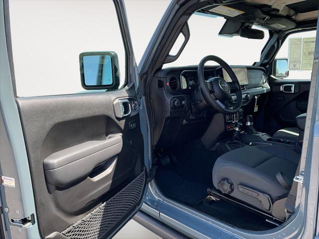 new 2025 Jeep Gladiator car, priced at $55,015