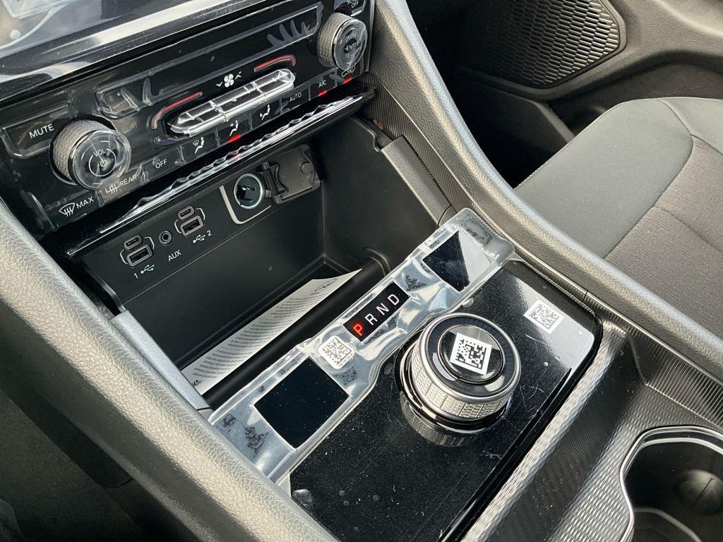 new 2025 Jeep Grand Cherokee L car, priced at $39,800