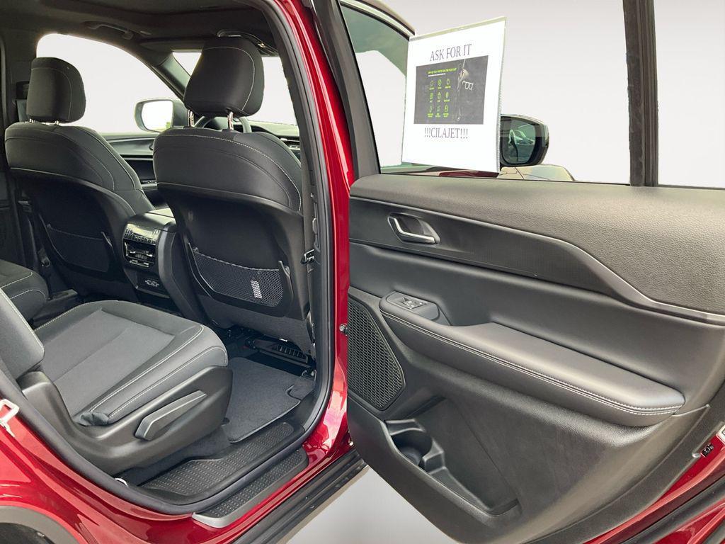 new 2025 Jeep Grand Cherokee L car, priced at $39,800