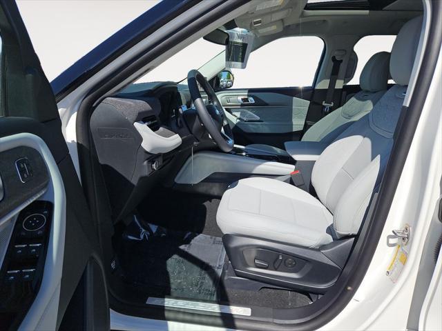new 2025 Ford Explorer car, priced at $53,484