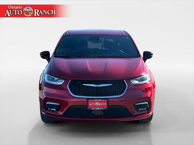new 2025 Chrysler Pacifica car, priced at $41,214