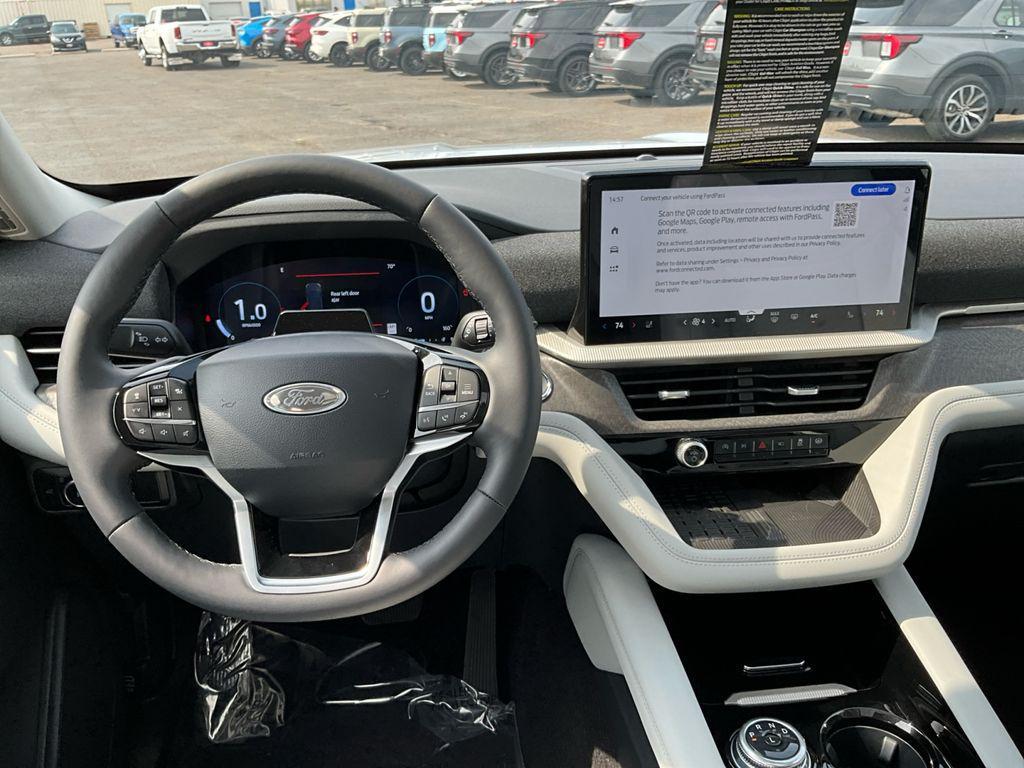 new 2025 Ford Explorer car, priced at $57,260