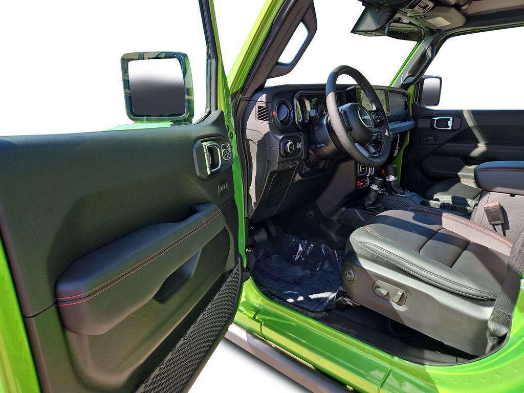 new 2025 Jeep Wrangler car, priced at $59,895