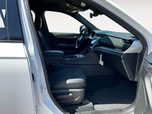 new 2025 Jeep Grand Cherokee car, priced at $41,430