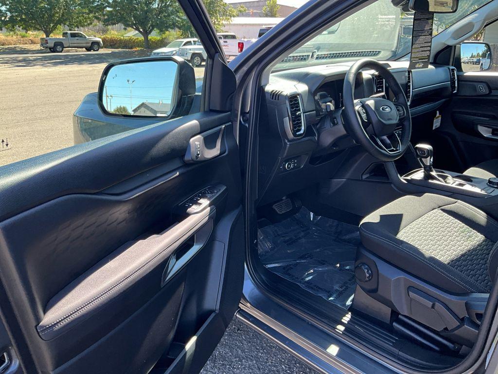 new 2025 Ford Ranger car, priced at $38,795