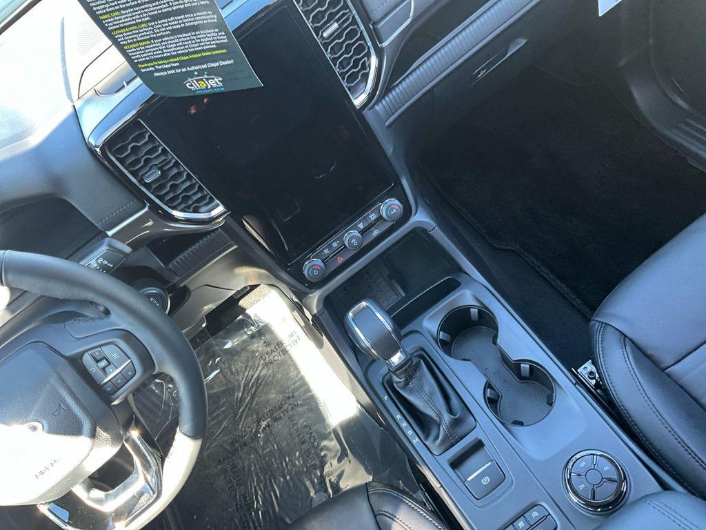 new 2025 Ford Ranger car, priced at $50,630