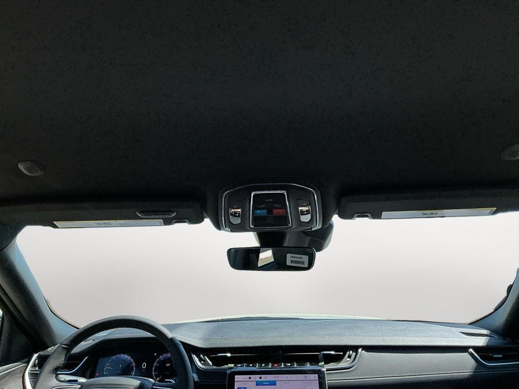 new 2025 Jeep Grand Cherokee car, priced at $45,863