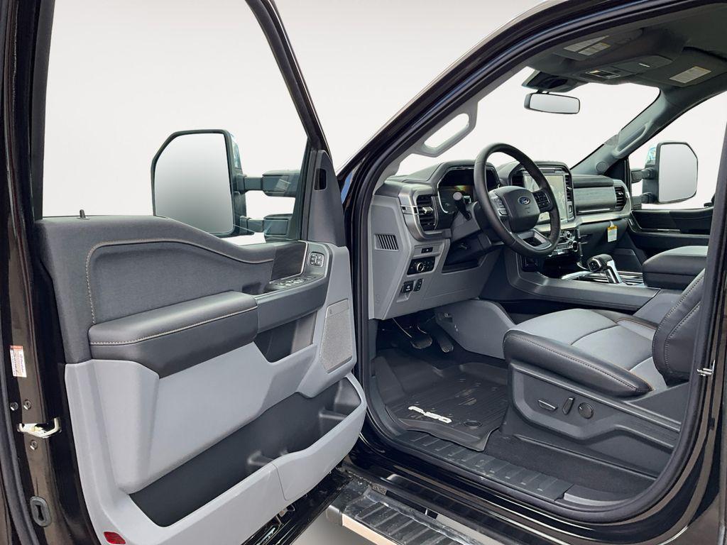 new 2025 Ford F-150 car, priced at $61,860