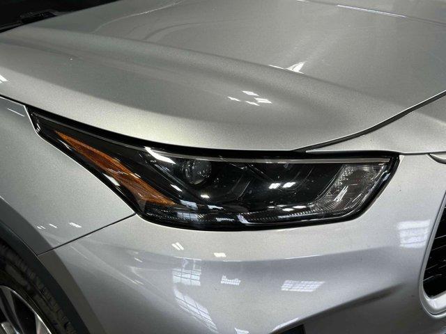 used 2022 Toyota Highlander car, priced at $26,990