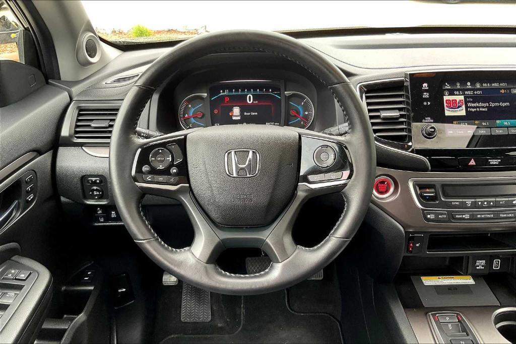 used 2022 Honda Pilot car, priced at $33,215