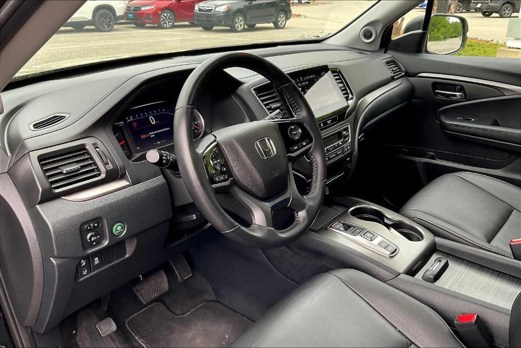 used 2022 Honda Pilot car, priced at $33,215