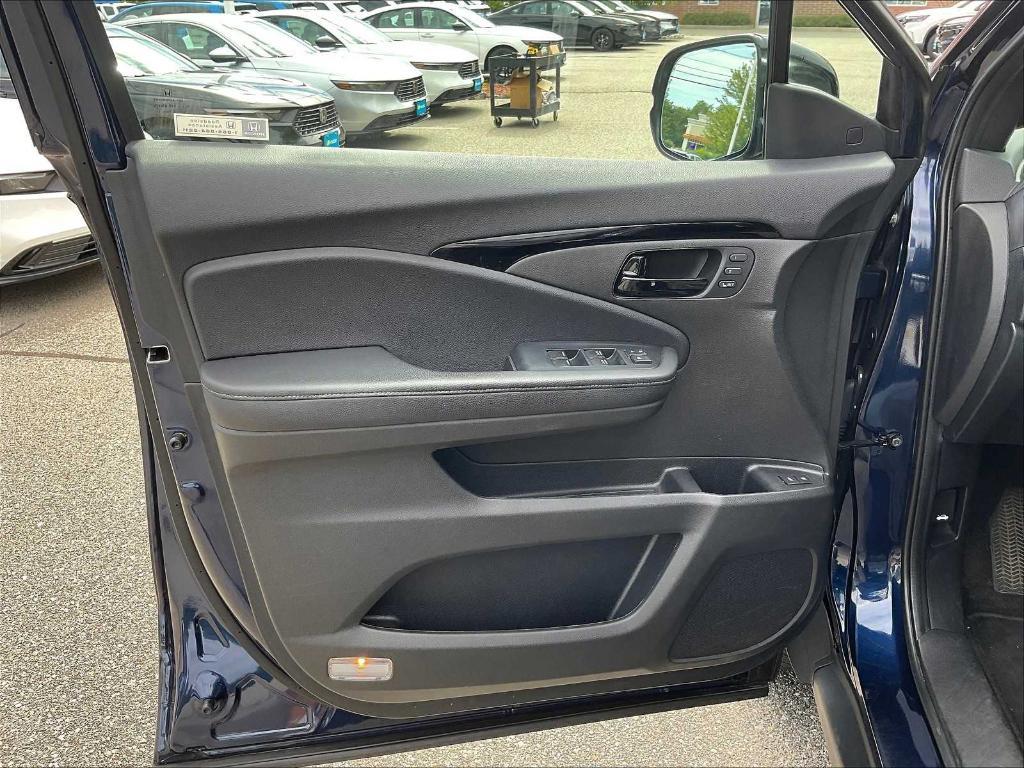 used 2022 Honda Passport car, priced at $32,945